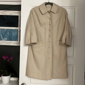 Vintage Travelaire cream coat